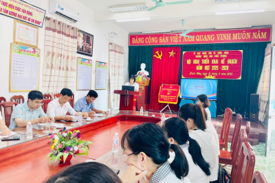 TRƯỜNG MẦM NON XUÂN THƯỢNG TỔ CHỨC HỘI NGHỊ TRIỂN KHAI KẾ HOẠCH NĂM HỌC 2025-2026 VÀ TRIỂN KHAI CÁC QUY CHẾ  NĂM HỌC 2025-2026