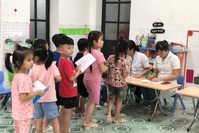 Trường mầm non Xuân Thượng tổ chức khám sức khỏe định kì cho học sinh và CBGVNV