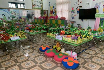 Trường mầm non Xuân Thượng tổ chức hội thi tự làm thiết bị đồ dùng đồ chơi cấp trường